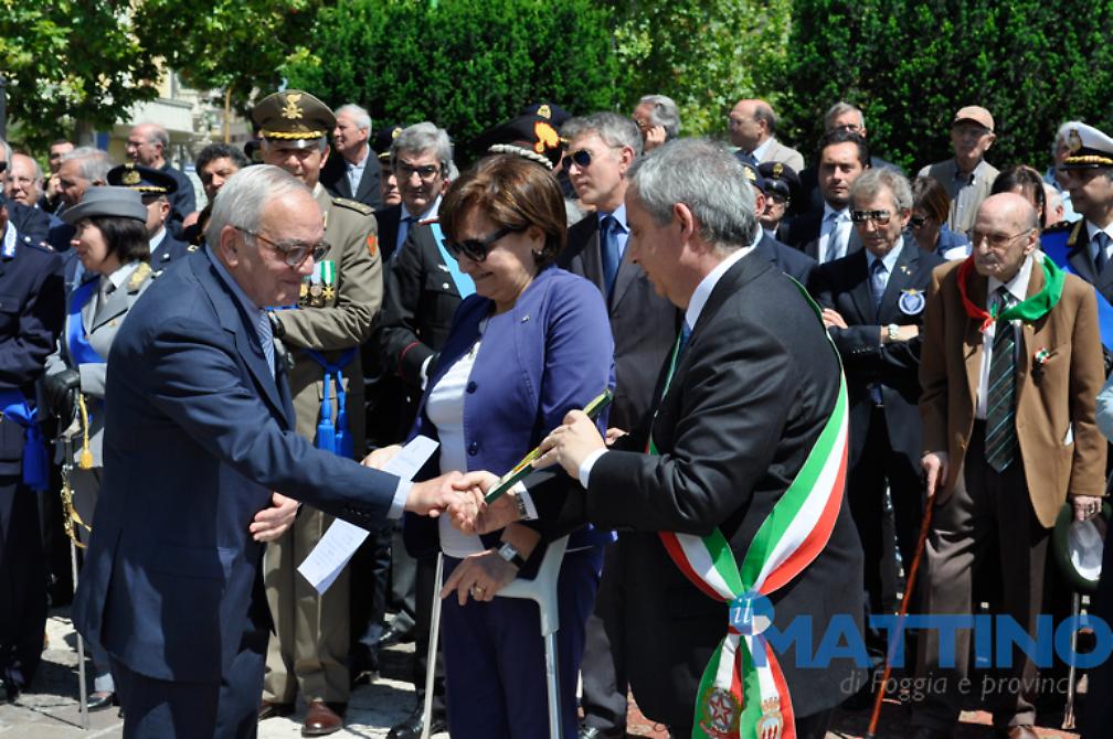 L'onorificenza di Cavaliere ad Antonio Rosania