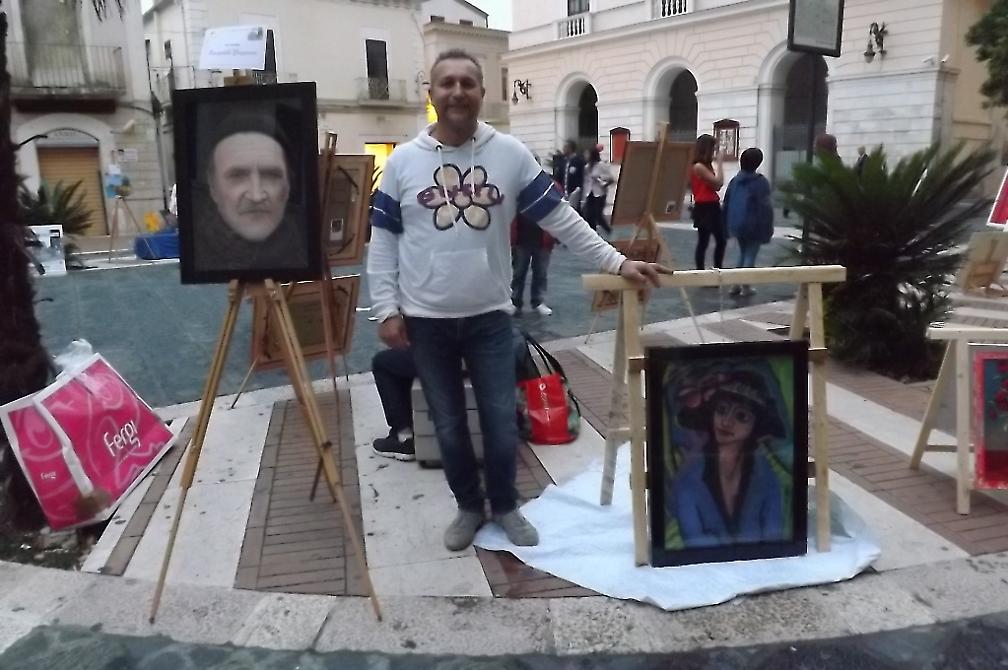 Pasquale Caggiale, foggiano, con le sue opere