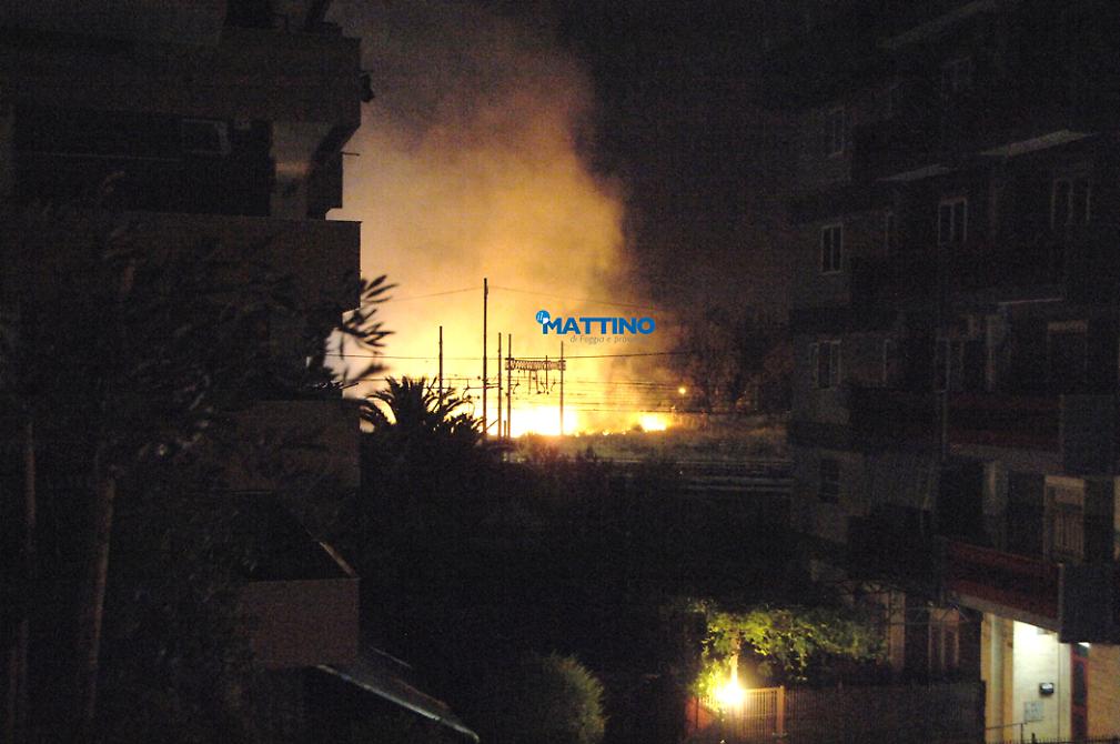L'incendio visto dal Rione Martucci