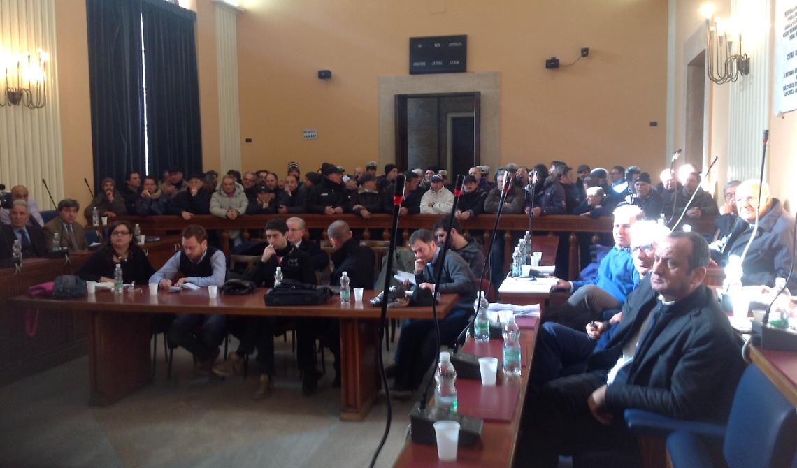 Foggia, così finisce ingloriosamente un consiglio comunale