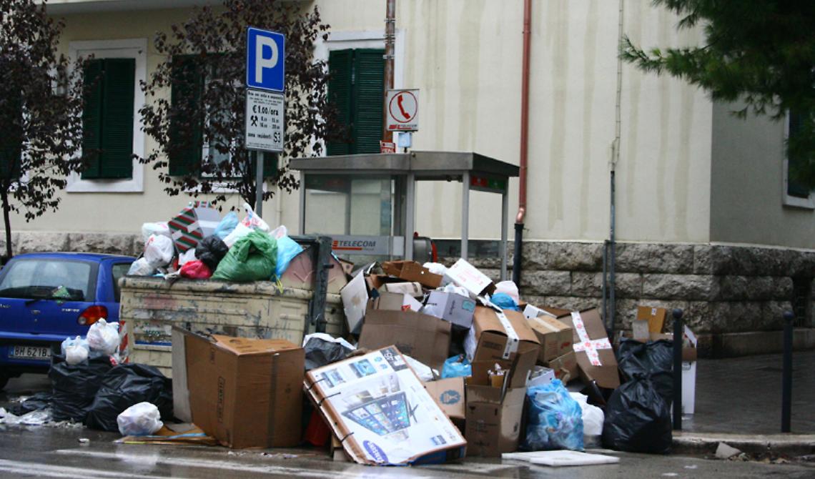 Sui rifiuti, botta e risposta tra Mongelli e la SMAT