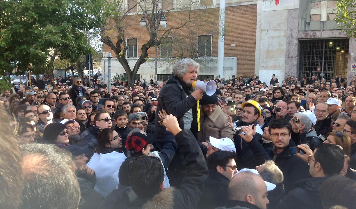 Oggi, 23 dicembre 2012, a Foggia arriva il "ciclone" Grillo