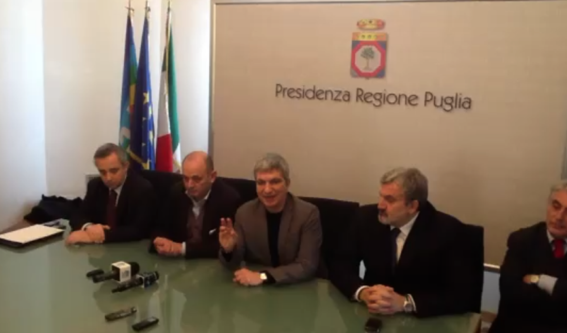 Vendola autorizza l'Amiu a raccogliere e smaltire i rifiuti di Foggia