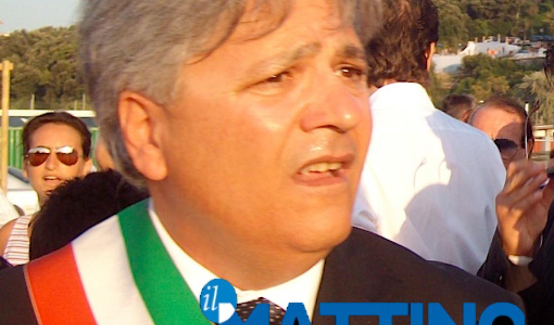Pallettoni calibro 12 per D'Anelli. L'ex sindaco ai Carabinieri: «Mai ricevuto minacce»