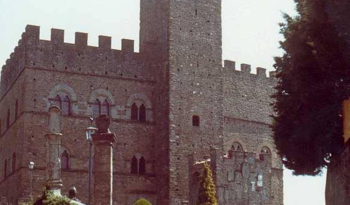 Apparizioni e sparizioni tra arte e storia: il caso del Castello dei Conti Guidi a Poppi e della bella Matelda