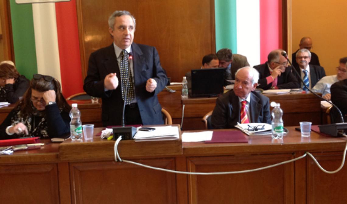 Mongelli conserva la maggioranza, Pellegrino la poltrona e SEL borbotta