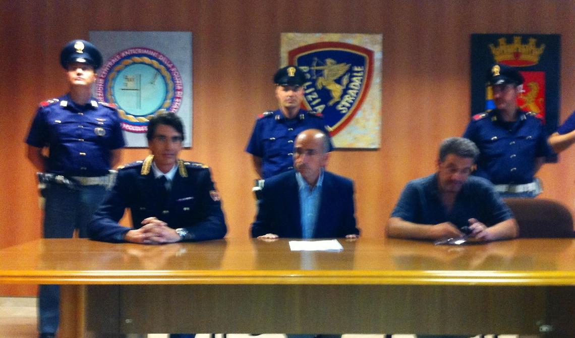"Amori criminali" tra la malavita locale: cinque arresti