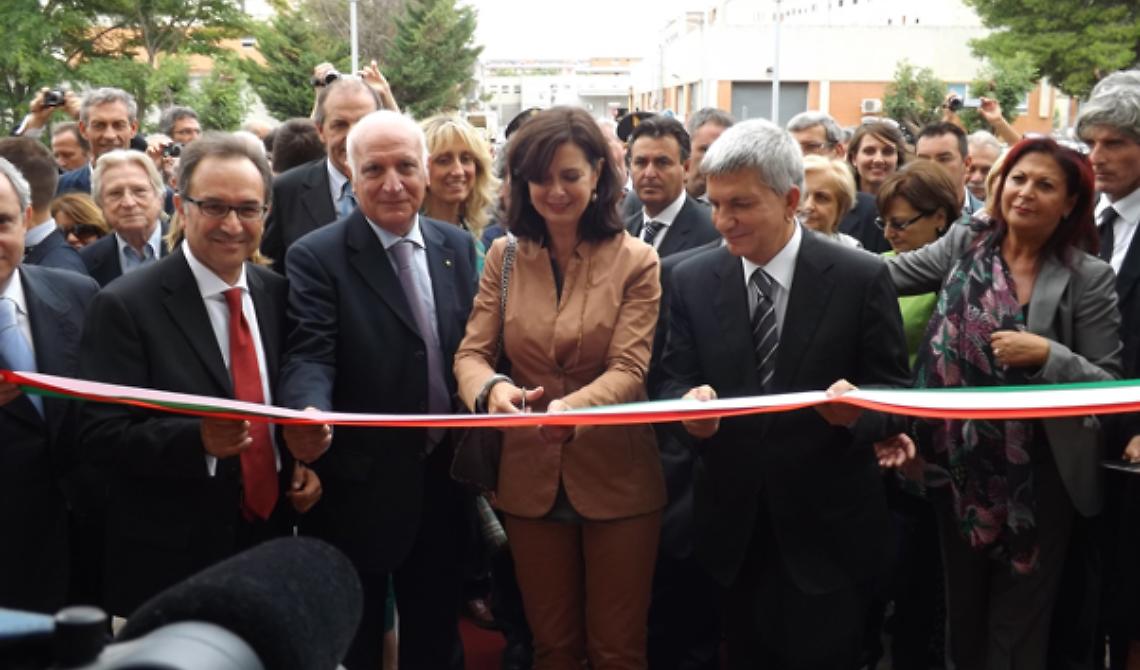 La Boldrini taglia il nastro del Polo Bio-Medico di Foggia