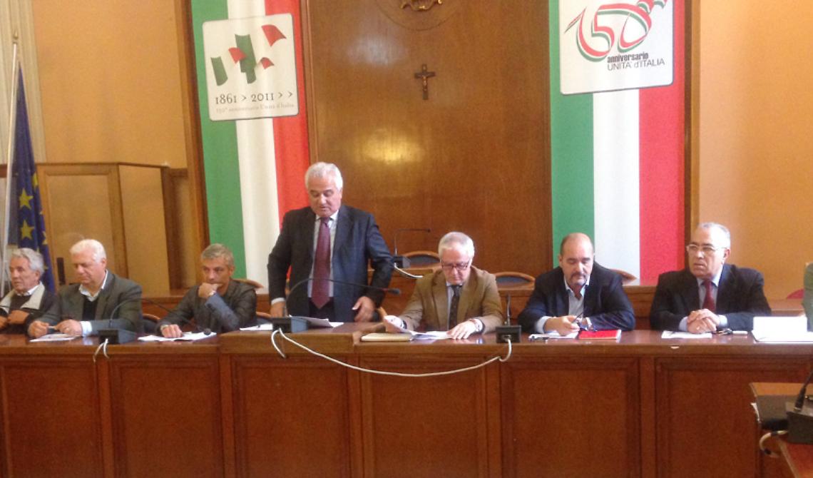 «Ci sono 48 milioni da spendere per rilanciare l'ASI e la città. A chi si aspetta?»