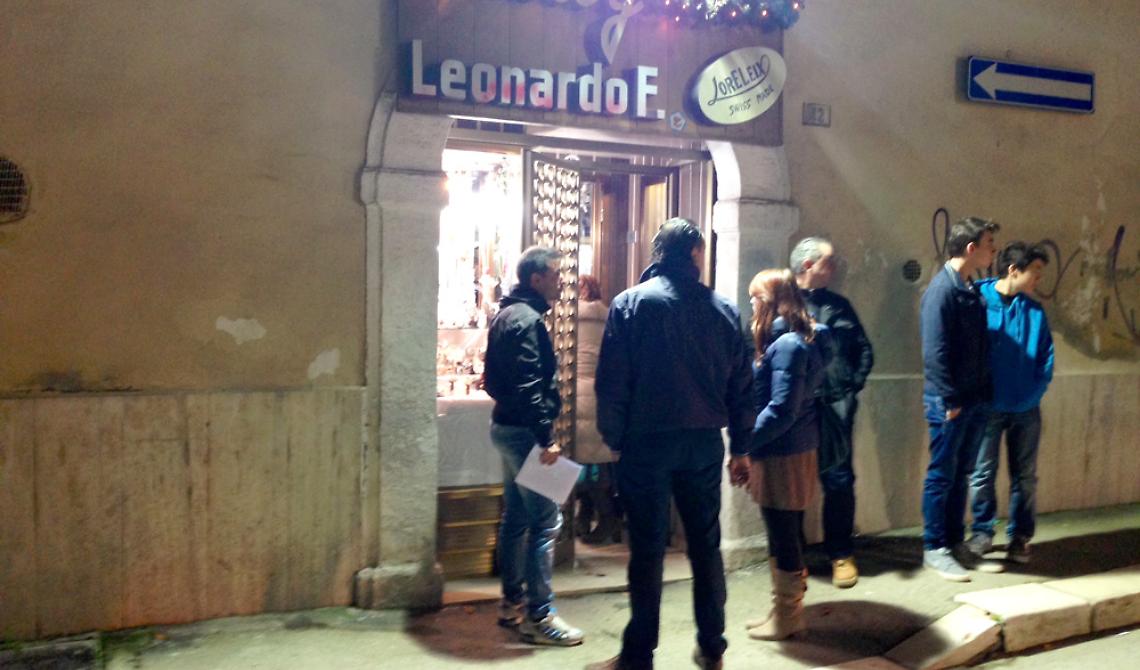 Rapina oreficeria "Leonardo": il titolare picchiato guarirà in dieci giorni