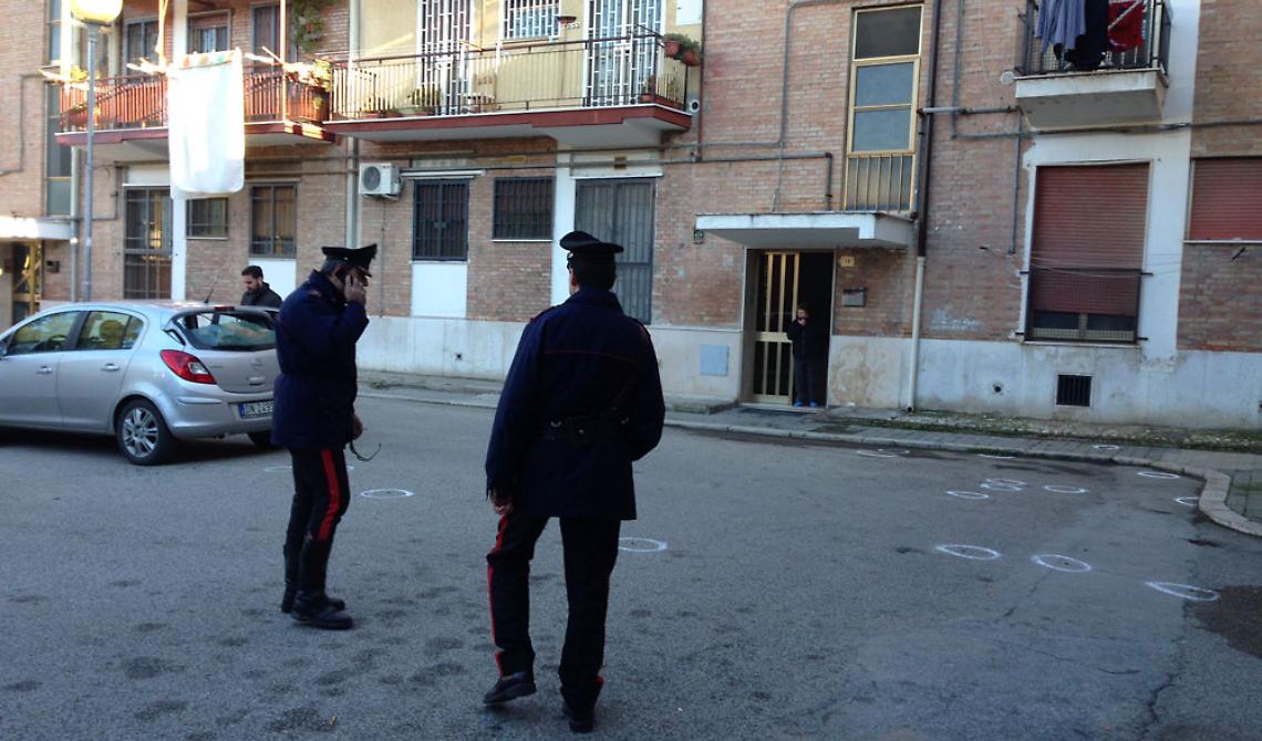 Foggia, notte di fuoco al Rione dei Preti