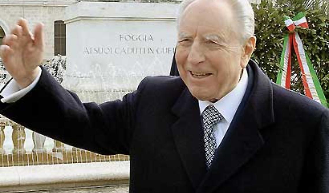 Oggi, 30 gennaio 2006, l'arrivo del Presidente Ciampi a Foggia per una visita di due giorni