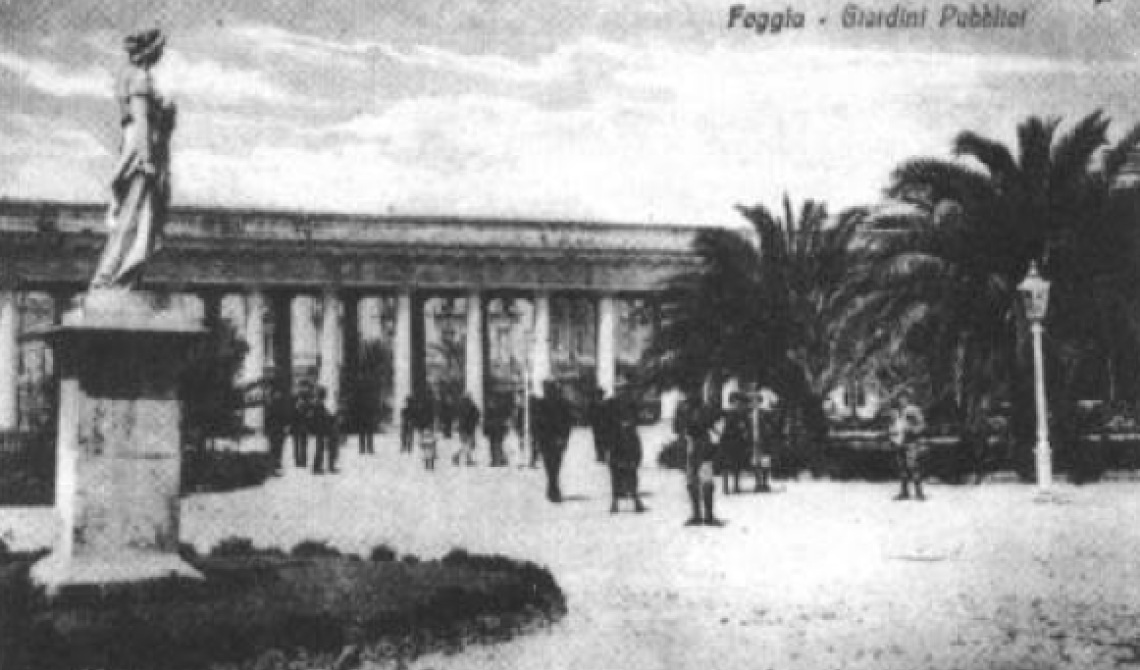 Oggi, 16 febbraio 1828, Luigi Oberty riceve l'incarico di progettare i propilei della villa di Foggia