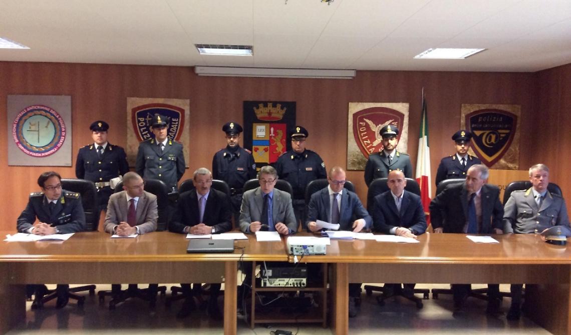 Operazione "Ita.Ro" tra gli indagati anche la vittima del crollo di Corso del Mezzogiorno