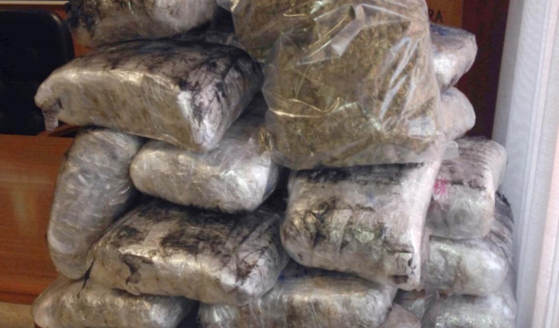 Nella casa di campagna nascondeva 38 kg di marijuana: arrestato 58enne