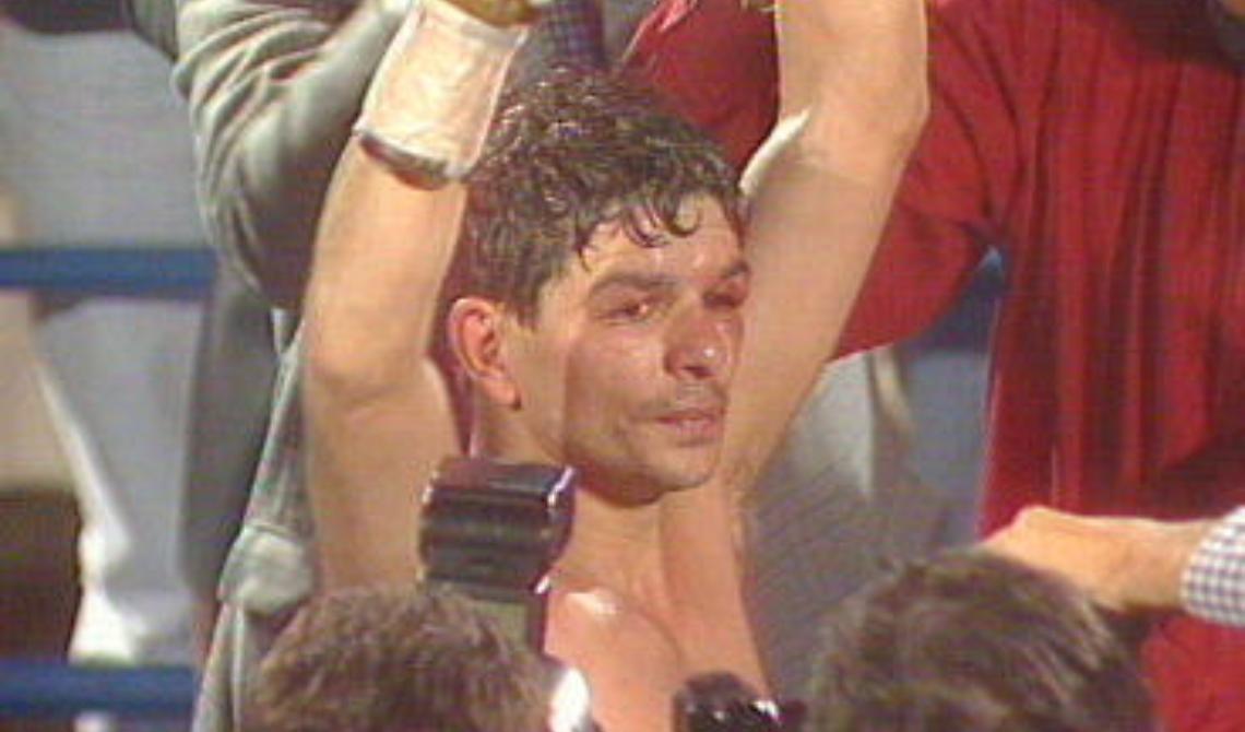 Oggi, 19 aprile 1997, il pugile sanseverese Luigi Castiglione è campione del mondo