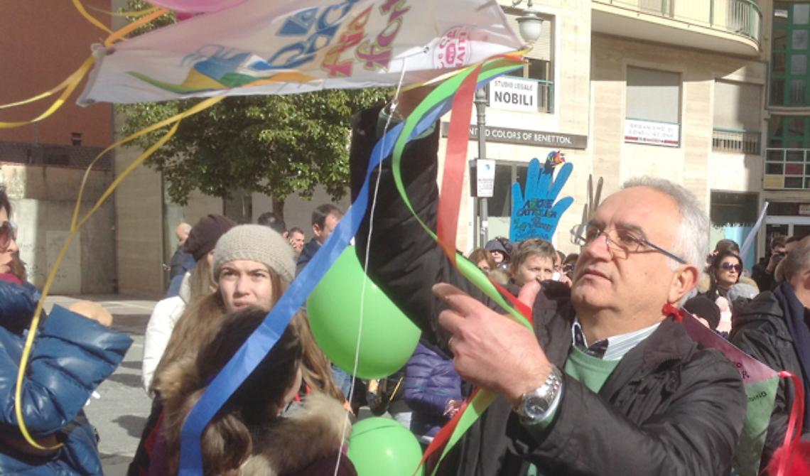 «Chi ci dà una mano per aiutare i bambini ucraini?»