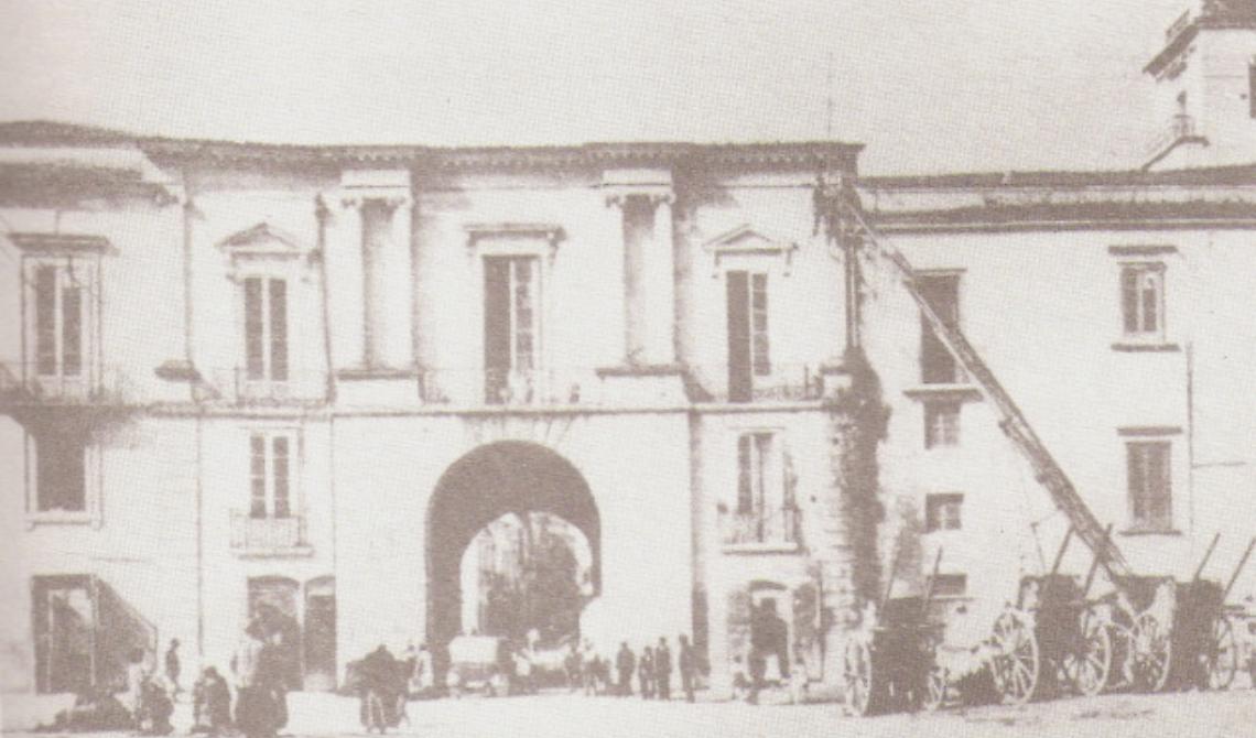 Oggi, 28 Aprile 1898, sommossa popolare a Foggia per il caro pane: il Municipio viene dato alle fiamme