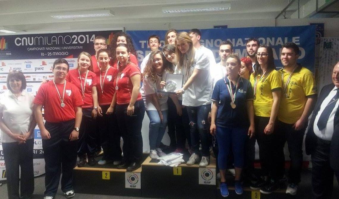 Ai Cnu i tiratori "centrano" il podio: la squadra di tiro a segno è medaglia d'argento