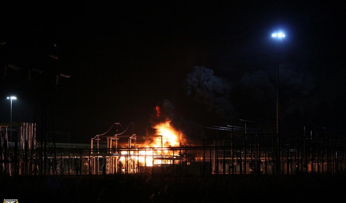 Via Sprecacenere: domato l'incendio alla centrale