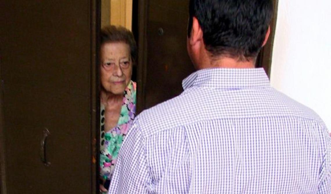 Truffe anziani: finto dipendente Enel fugge via con i risparmi di un 86enne