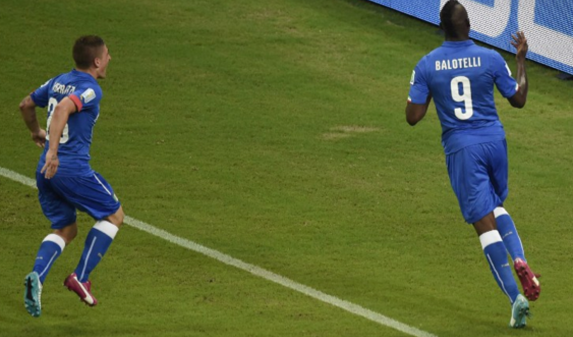 Che bell'Italia, che ci mette anche la testa