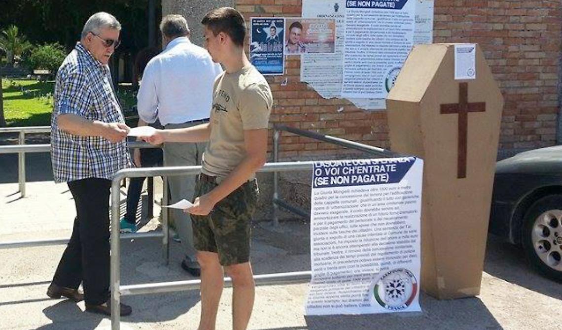 A Foggia «1500 euro a metro quadro per morire. È scandaloso»