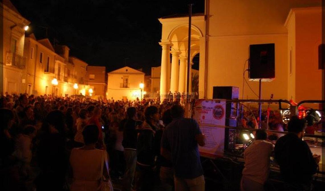 Altro che taranta, Lesina si scatena con "Il Ballo di Sant'Anna"