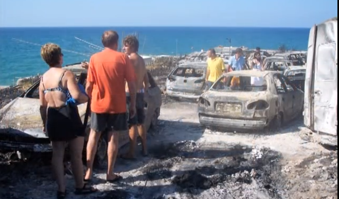 Oggi, 24 Luglio 2007, l'inferno di fuoco che fece ribollire il mare a Peschici nella baia San Nicola
