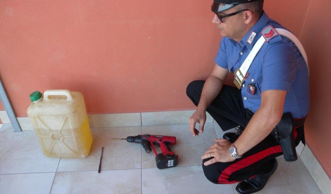 Mattinata: furto di carburante dalle auto dei turisti, i carabinieri arrestano 57enne