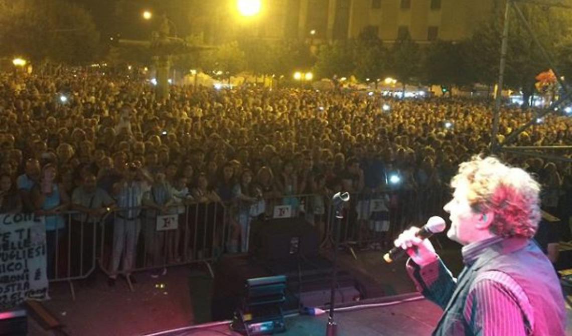 Leali e fuochi pirotecnici, i foggiani apprezzano il "regalo" di Landella alla città