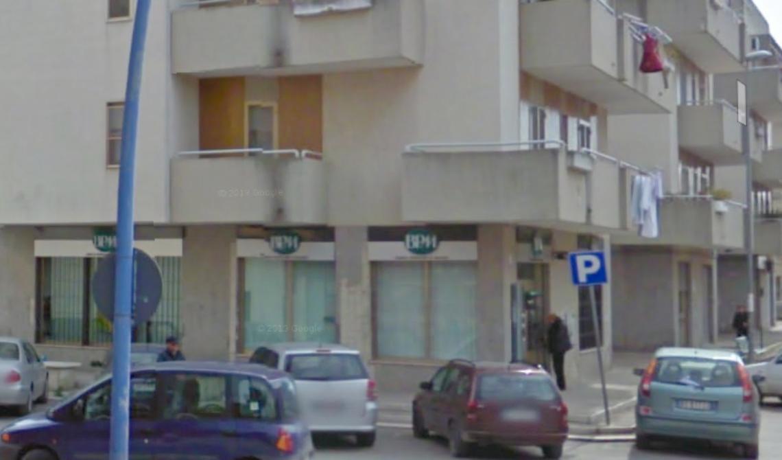 Carapelle, tentano di far saltare il bancomat con una bomboletta all'acetilene