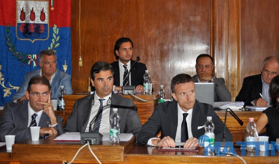 Foggia: sui parcheggi ai diversamente abili, la maggioranza perde il pass in Consiglio Comunale