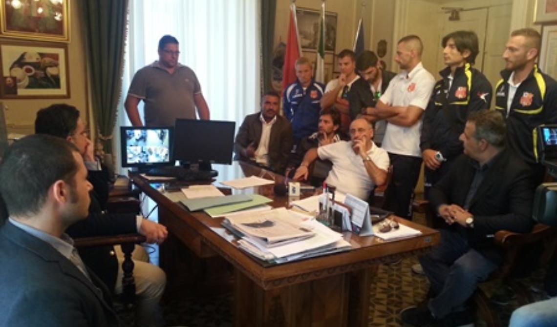 La lunga storia del San Severo calcio: il sindaco Miglio rigetta le dimissioni di Dell'Aquila