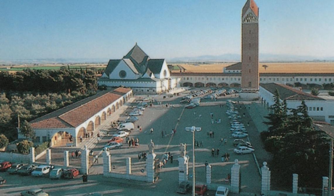 Oggi, 16 ottobre 1954, iniziano i lavori per la costruzione del Santuario della Madonna dell'Incoronata