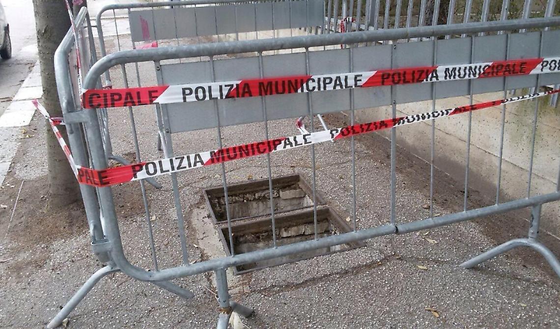 Foggia, ruba tombino in ghisa: arrestato 28enne