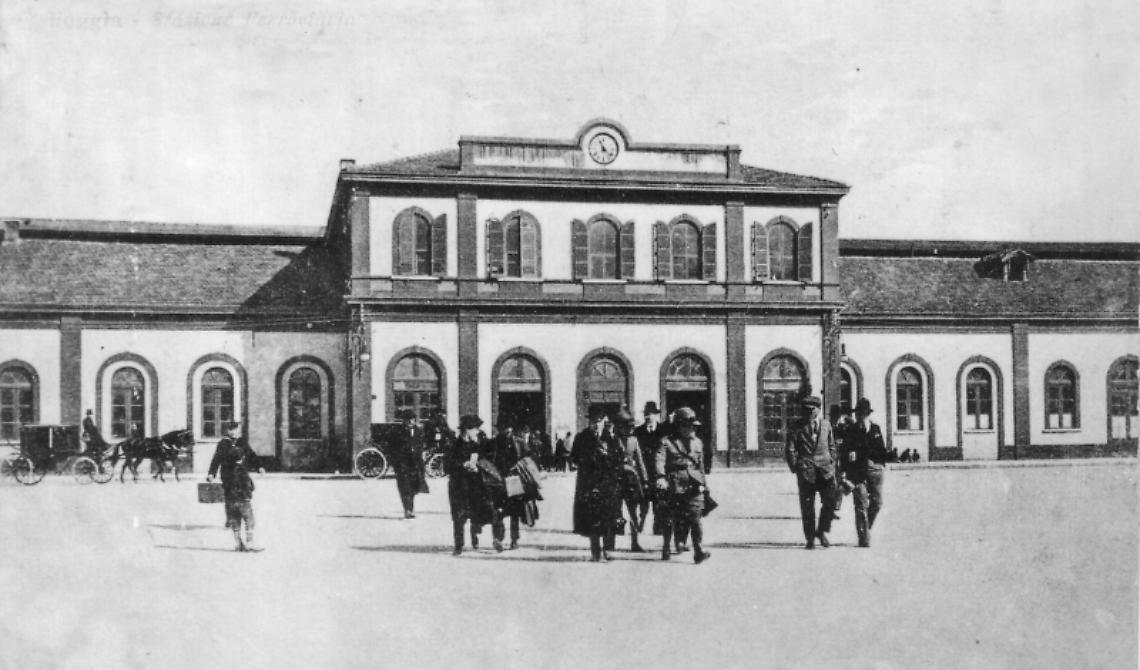 Oggi, 10 novembre 1863, primo giorno di attività della Stazione ferroviaria di Foggia