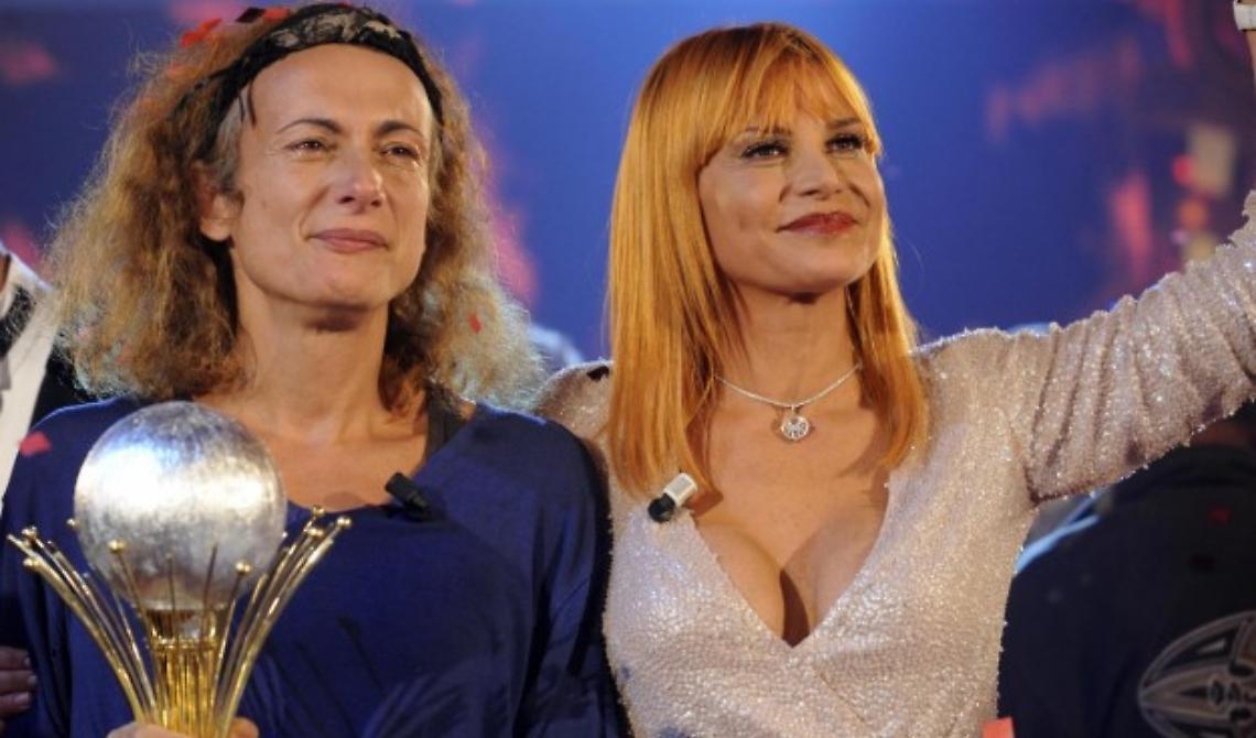 Oggi, 24 novembre 2008, Vladimir Luxuria vince "L'isola dei famosi" e sul web impazzano le lezioni di dialetto foggiano