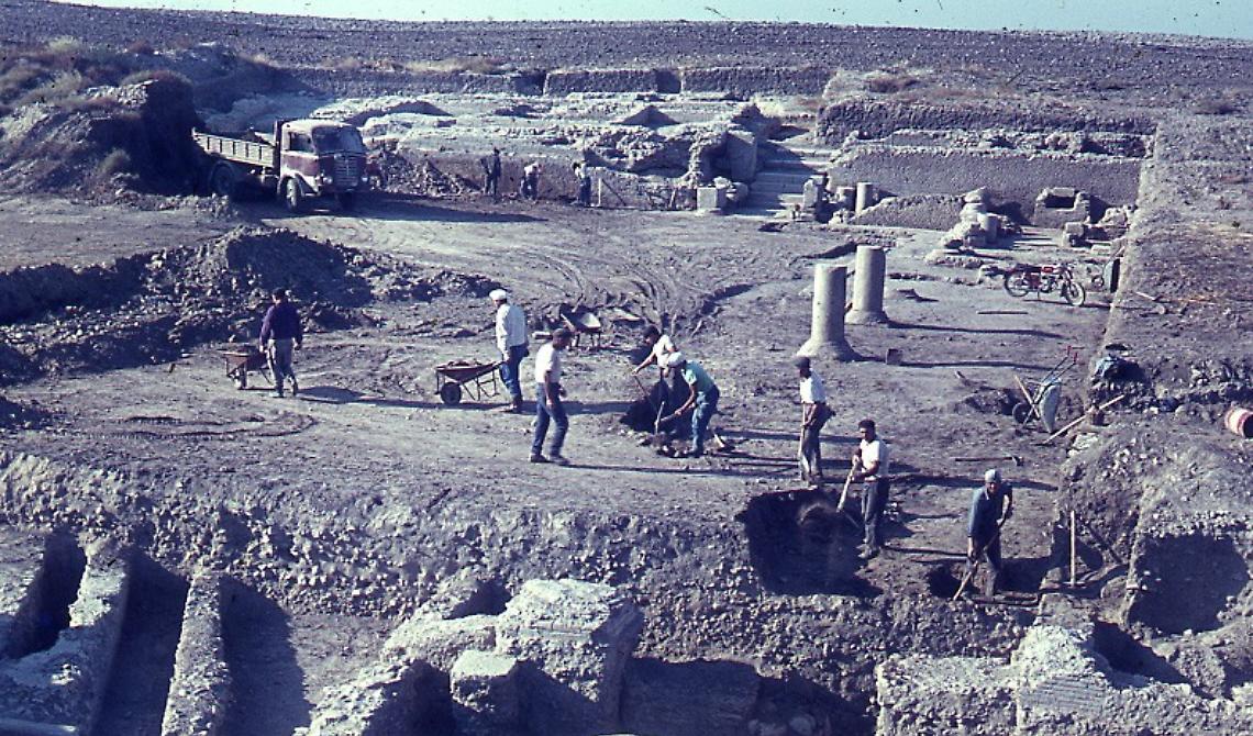 Oggi, 27 novembre 1962, a Ordona iniziano gli scavi che porteranno alla luce una città romana