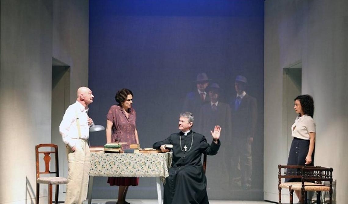 "L'onorevole" di Sciascia sul palco del "Dalla" di Manfredonia