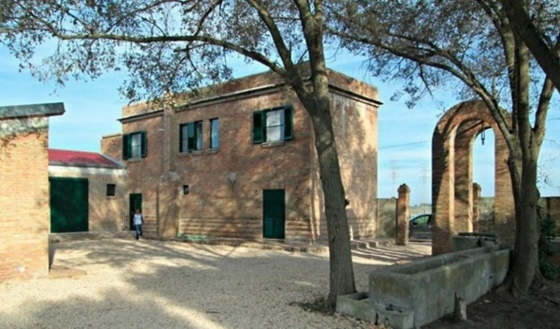 Furto alla Comunità Emmaus di Via Manfredonia