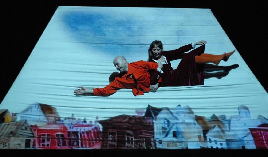 Chagall "in mostra" sul palco del "Dalla" di Manfredonia