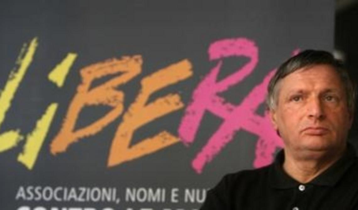 Lezione di legalità al "Poerio" con don Luigi Ciotti e Daniela Marcone