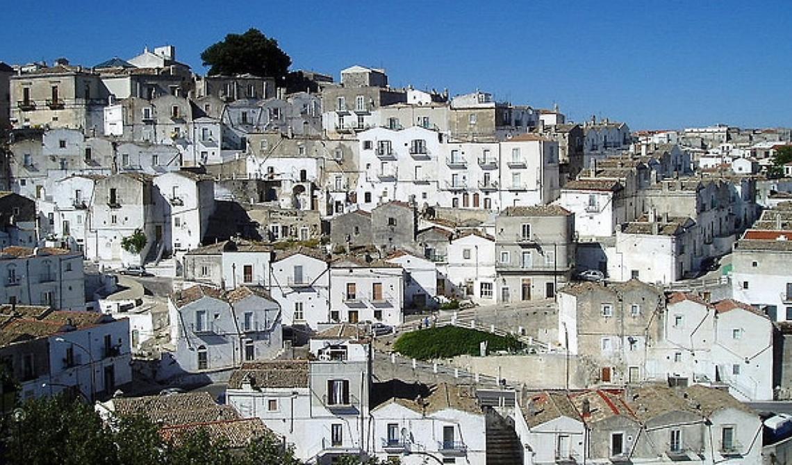 Mattinata accende il Gran Falò in onore di San Giuseppe