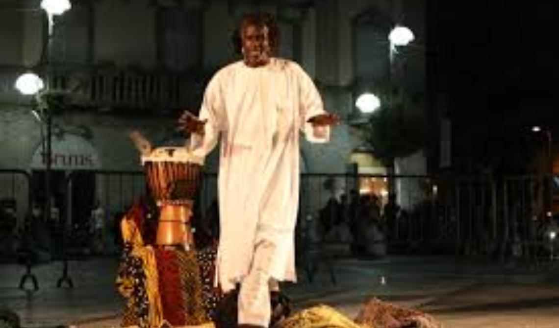 Mohamed Ba svela “Il prezzo della libertà” presso l'Auditorium di Santa Chiara