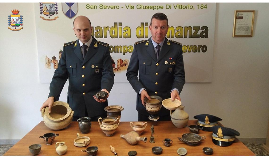 Traffico di reperti archeologici, denunce ad Apricena e San Severo