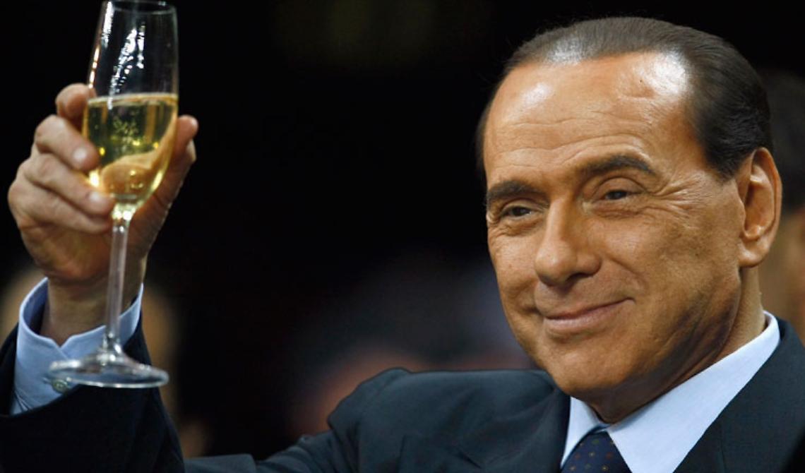 Ehi, questa sera chi viene a cena con Silvio per 500 euro?