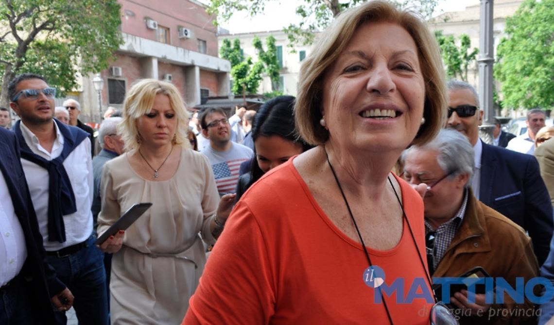 Terremoto politico tra i Sassi: dopo Aurelia Sole, lascia anche la Poli Bortone