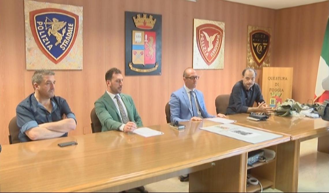 Accanto al letto un pistola pronta all'uso: arrestato 57enne