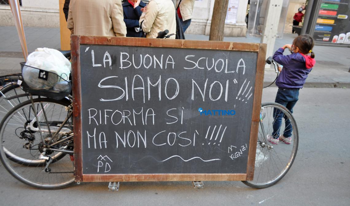 Protesta scuola Renzi